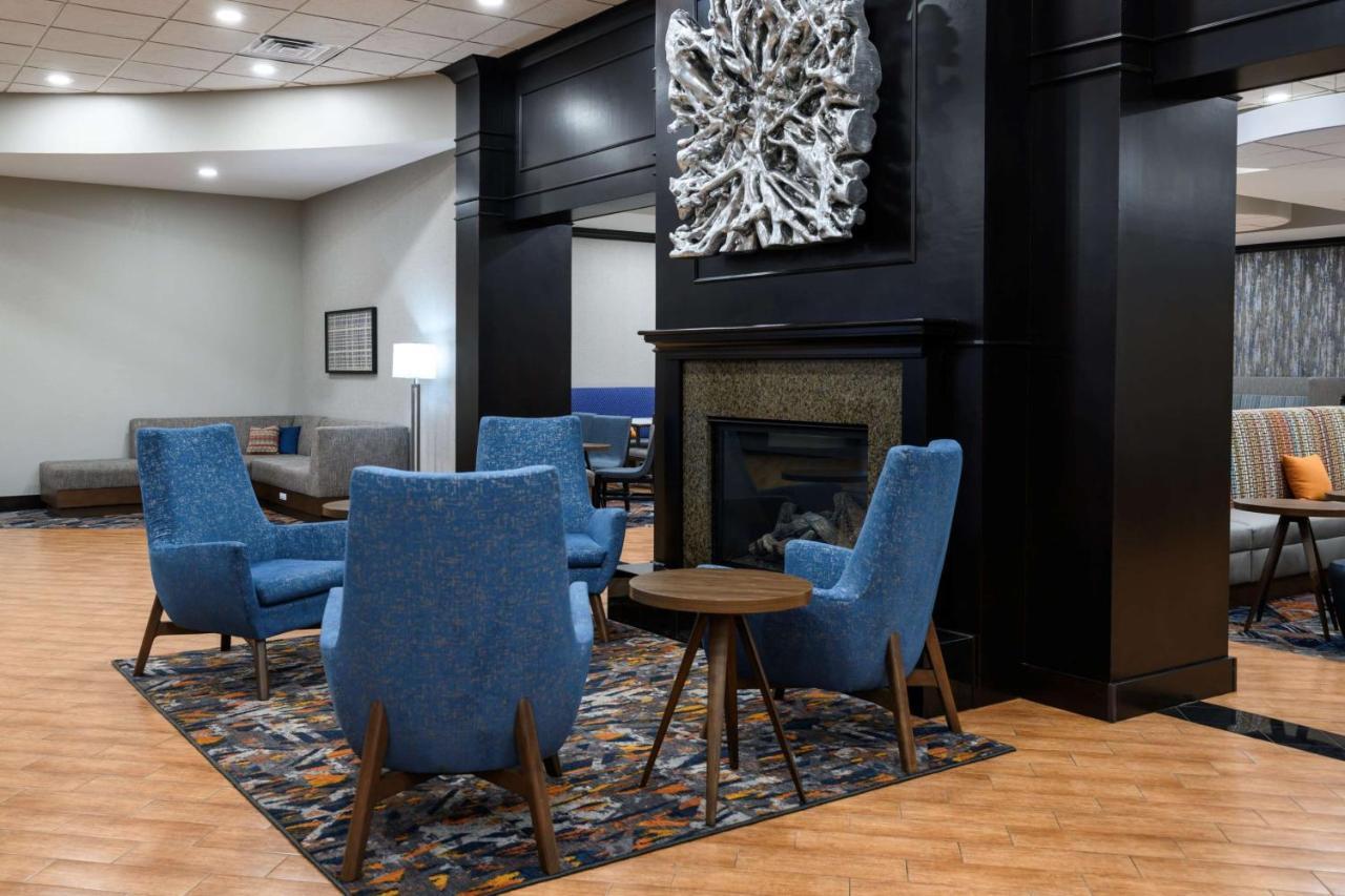 Hampton Inn Evansville Airport Bagian luar foto