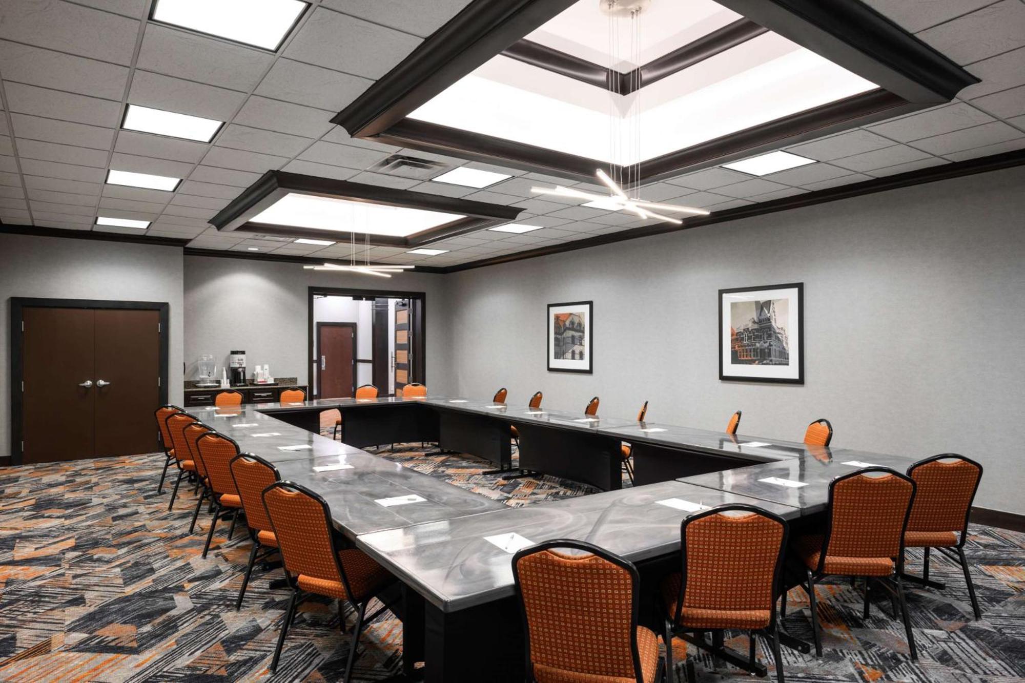 Hampton Inn Evansville Airport Bagian luar foto