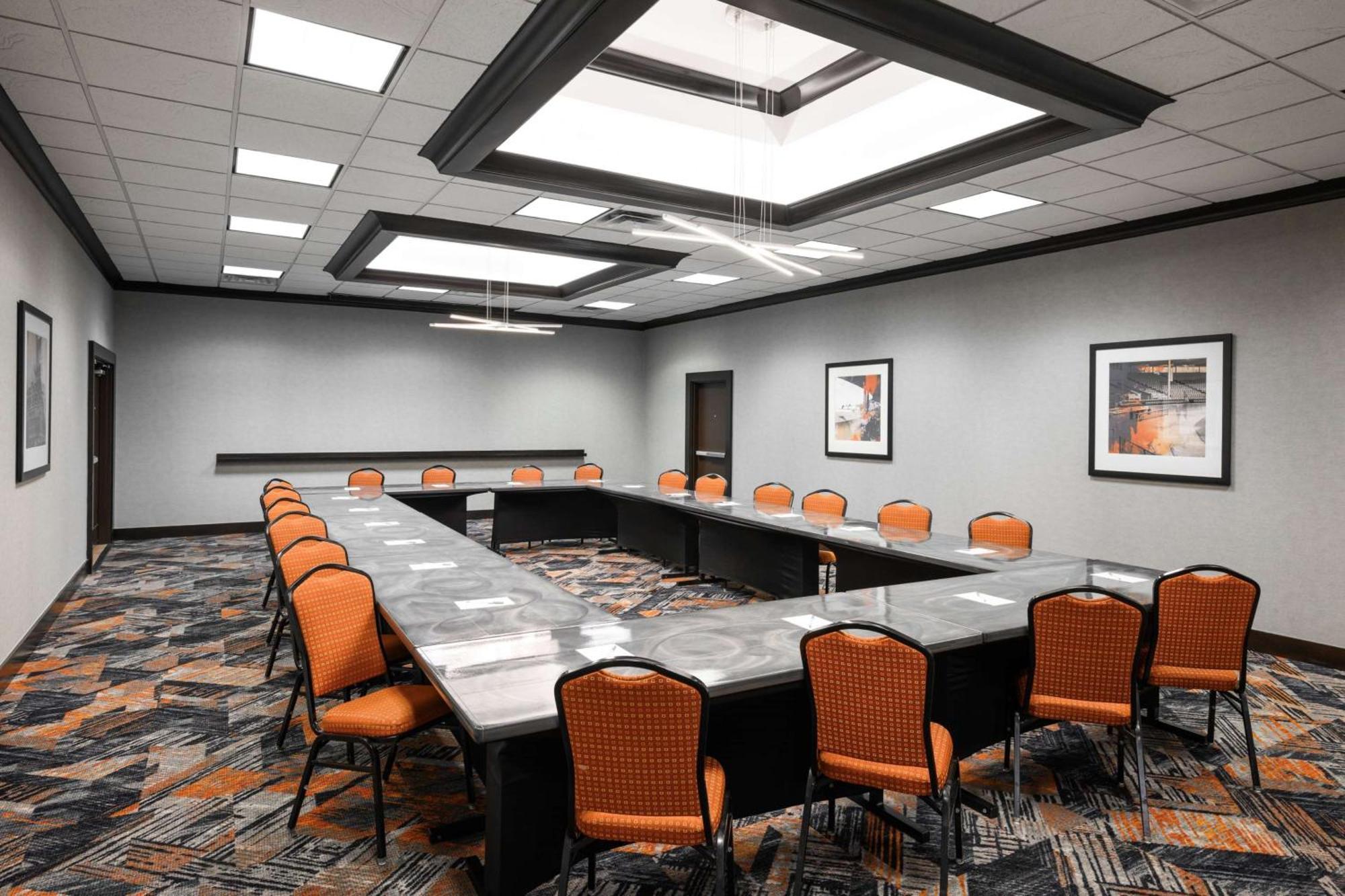 Hampton Inn Evansville Airport Bagian luar foto